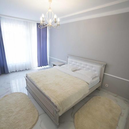 Leogrand Apartments On Kulisha 36 리비프 외부 사진
